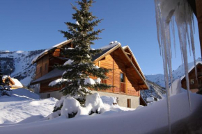 Le Pignotto Hameau des Chazals Nevache Hautes Alpes